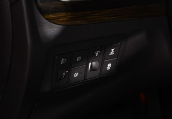 Подержанный автомобиль Hyundai Santa Fe 2011 года (14 фото)