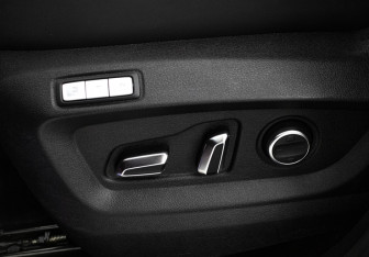 Подержанный автомобиль Chery Tiggo 8 Pro 2021 года (16 фото)