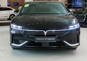 Новый Voyah Passion 2023 (2 фото)
