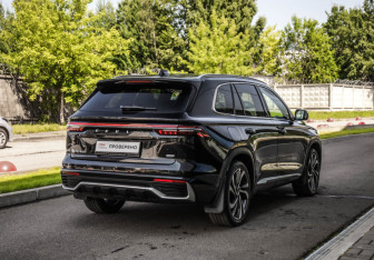 Подержанный автомобиль Geely Monjaro 2024 года (6 фото)