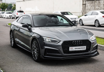 Подержанный автомобиль Audi A5 Coupe 2019 года (5 фото)