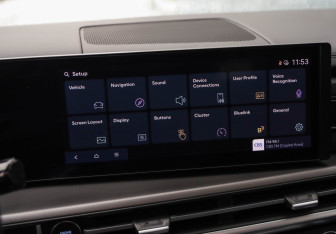 Подержанный автомобиль Hyundai Santa Fe 2023 года (15 фото)