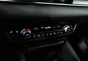 Подержанный автомобиль Mazda 6 Sedan 2018 года (15 фото)