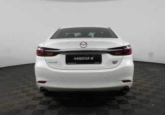 Новый Mazda 6 Sedan 2023 (5 фото)