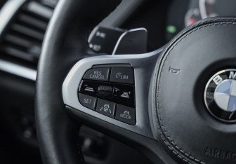 Подержанный автомобиль BMW X5 2019 года (14 фото)