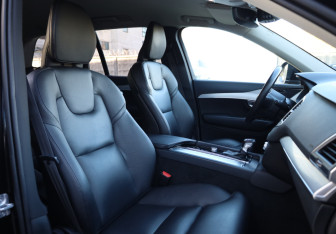 Подержанный автомобиль Volvo XC90 2018 года (11 фото)