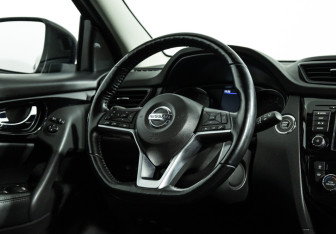Подержанный автомобиль Nissan Qashqai 2021 года (15 фото)