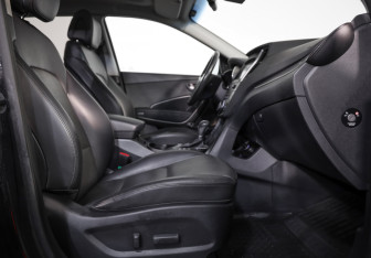 Подержанный автомобиль Hyundai Santa Fe 2015 года (28 фото)