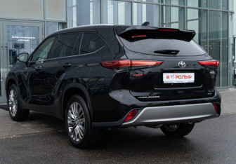 Новый Toyota Highlander 2026 (8 фото)