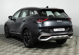 Подержанный автомобиль Kia Sportage 2023 года (7 фото)