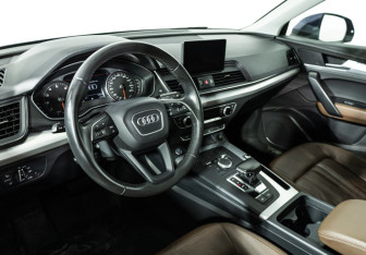 Подержанный автомобиль Audi Q5 2017 года (11 фото)