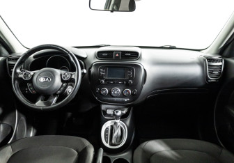 Подержанный автомобиль Kia Soul 2018 года (13 фото)