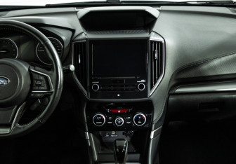 Подержанный автомобиль Subaru Forester Suv 2019 года (14 фото)