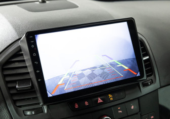 Подержанный автомобиль Opel Insignia Sedan 2013 года (15 фото)