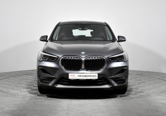 Подержанный автомобиль BMW X1 2019 года (2 фото)