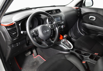 Подержанный автомобиль Kia Soul 2016 года (9 фото)