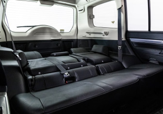 Подержанный автомобиль Mitsubishi Pajero 2014 года (22 фото)