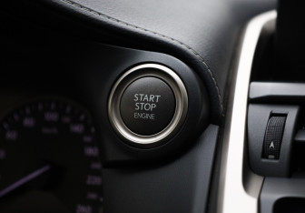 Подержанный автомобиль Lexus NX 2017 года (17 фото)