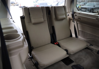 Подержанный автомобиль Land Rover Discovery 2013 года (38 фото)