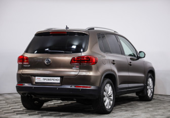 Подержанный автомобиль Volkswagen Tiguan 2016 года (5 фото)