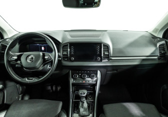 Подержанный автомобиль Skoda Karoq 2020 года (13 фото)