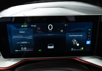 Подержанный автомобиль Geely Coolray 2024 года (12 фото)