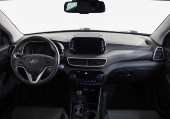 Подержанный автомобиль Hyundai Tucson 2019 года (9 фото)