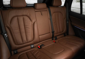 Подержанный автомобиль BMW X5 2018 года (34 фото)