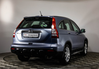 Подержанный автомобиль Honda CR-V 2008 года (5 фото)