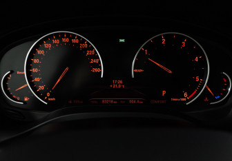 Подержанный автомобиль BMW X3 2020 года (12 фото)