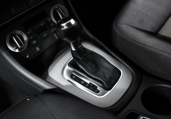 Подержанный автомобиль Audi Q3 2013 года (11 фото)