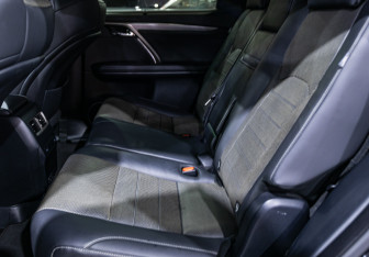 Подержанный автомобиль Lexus RX 2020 года (28 фото)