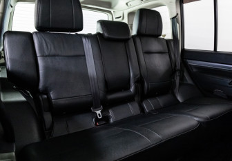 Подержанный автомобиль Mitsubishi Pajero 2014 года (20 фото)
