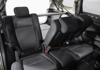 Подержанный автомобиль Mitsubishi Outlander 2020 года (23 фото)