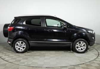 Подержанный автомобиль Ford EcoSport 2014 года (4 фото)