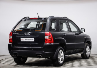 Подержанный автомобиль Kia Sportage 2009 года (5 фото)