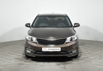 Подержанный автомобиль Kia Rio Sedan 2016 года (2 фото)