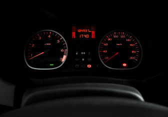 Подержанный автомобиль Renault Duster 2014 года (18 фото)