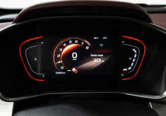 Подержанный автомобиль Geely Coolray 2023 года (12 фото)