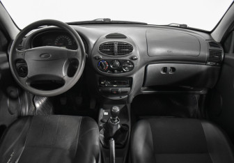 Подержанный автомобиль LADA (ВАЗ) Kalina Hatchback 2011 года (13 фото)