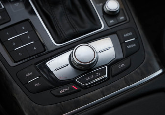 Подержанный автомобиль Audi A6 Sedan 2016 года (20 фото)