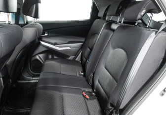 Подержанный автомобиль SsangYong Actyon 2013 года (10 фото)