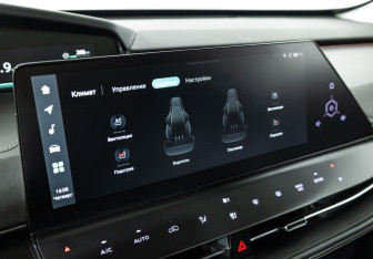 Подержанный автомобиль Changan UNI-K 2023 года (22 фото)