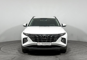 Подержанный автомобиль Hyundai Tucson 2021 года (2 фото)