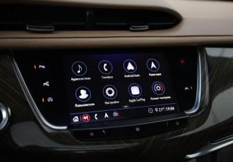 Подержанный автомобиль Cadillac XT6 2020 года (16 фото)