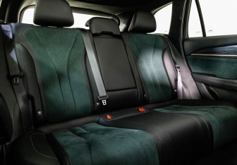 Подержанный автомобиль Geely Monjaro 2023 года (30 фото)