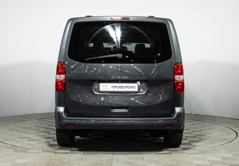 Подержанный автомобиль Citroen SpaceTourer 2019 года (6 фото)