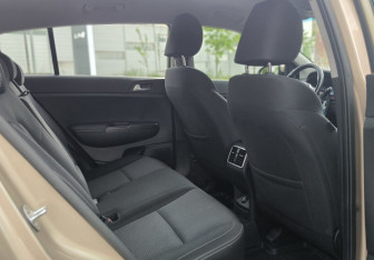 Подержанный автомобиль Kia Sportage 2018 года (13 фото)