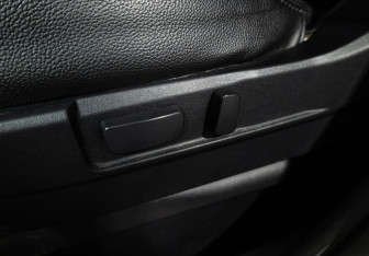 Подержанный автомобиль Mitsubishi Outlander 2014 года (15 фото)