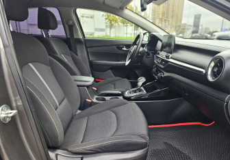 Подержанный автомобиль Kia Cerato Sedan 2021 года (11 фото)